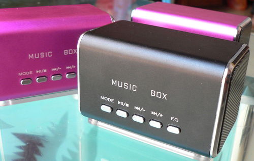 佛山哪里有電子產(chǎn)品批發(fā)市場,本人批發(fā)插卡小音箱